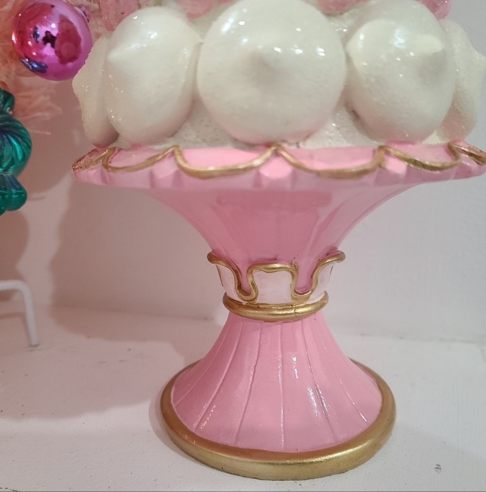 15" MARTHA STEWART Pink White Christmas Tree Cake w Cherry Pedestal Decor NEW - Picture 5 of 7